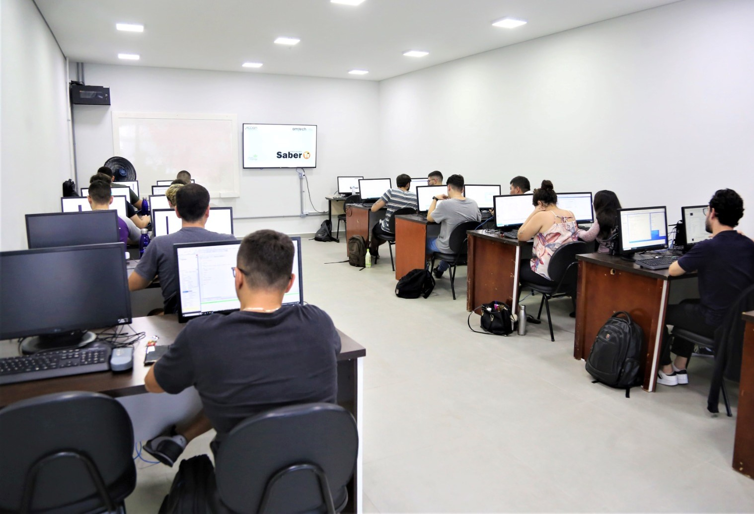 cursos gratuitos de tecnologia