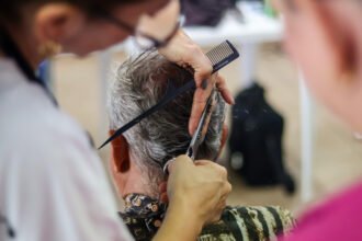 Quinta edição do projeto ‘Reintegrando’ leva serviços essenciais para pessoas em situação de rua no Centro Pop