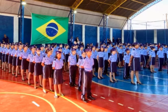 modelo cívico-militar