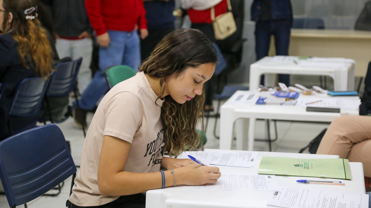 mutirão de empregabilidade para jovens