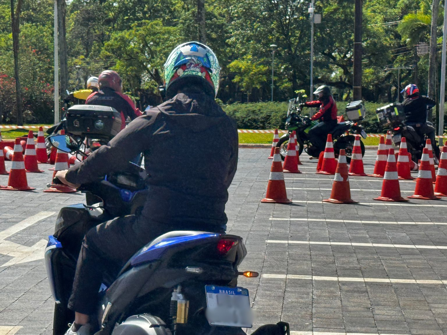 Maringá lança programas de pilotagem defensiva para motociclistas e empresas