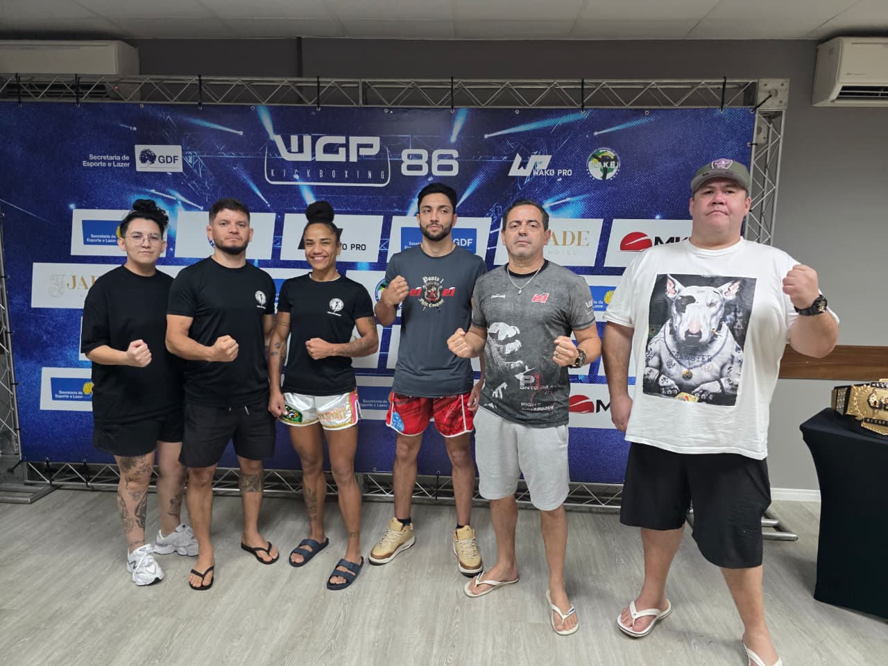 Maringaenses vencem disputas por cinturão no maior campeonato de kickboxing da América Latina