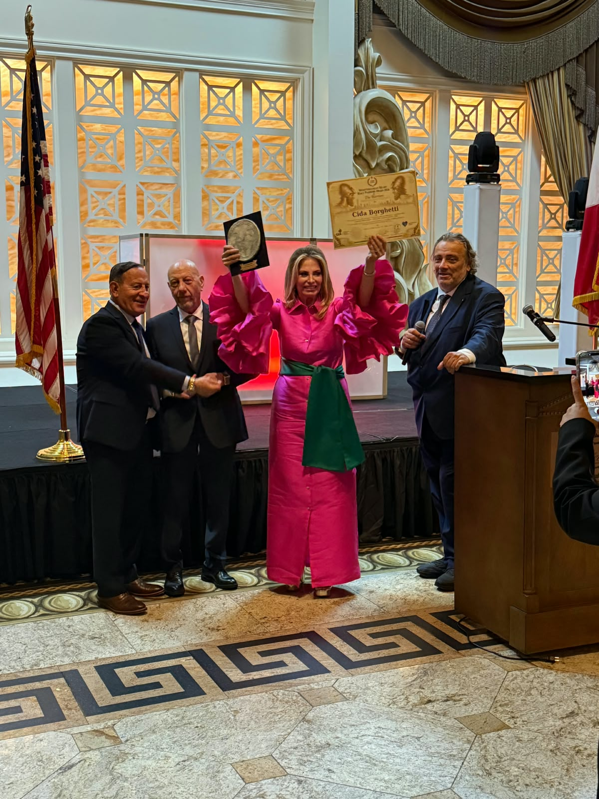 Cida Borghetti recebe Riace Warriors Award nos Estados Unidos