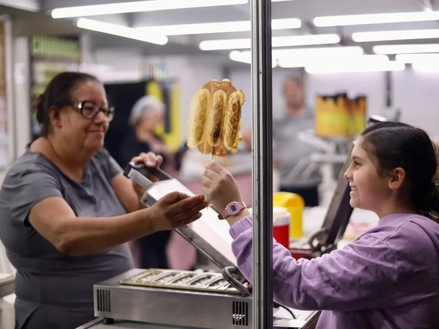 Começa a 41ª edição da ‘Festa dos Estados, das Nações e do Artesanato