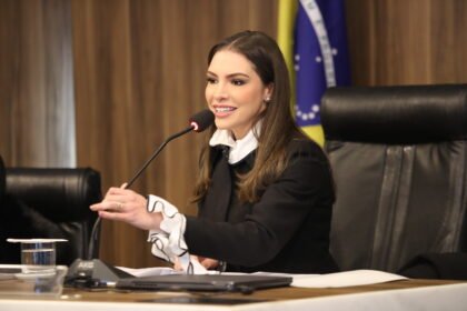 Deputada Maria Victoria (PP), 2ª Secretária da Alep e coordenadora do grupo de trabalho.