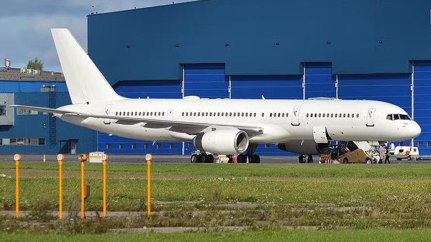 Avião ligado à CIA pousa no Brasil