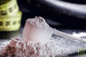 Creatina: inchaço, dores no estômago, cãibras... Conheça os 4 efeitos colaterais mais comuns e aprenda a minimizá-los para uma suplementação segura e eficaz.