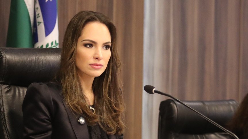 Assembleia debate criação do Dia Estadual de Conscientização da “Doença dos Ossos de Vidro”