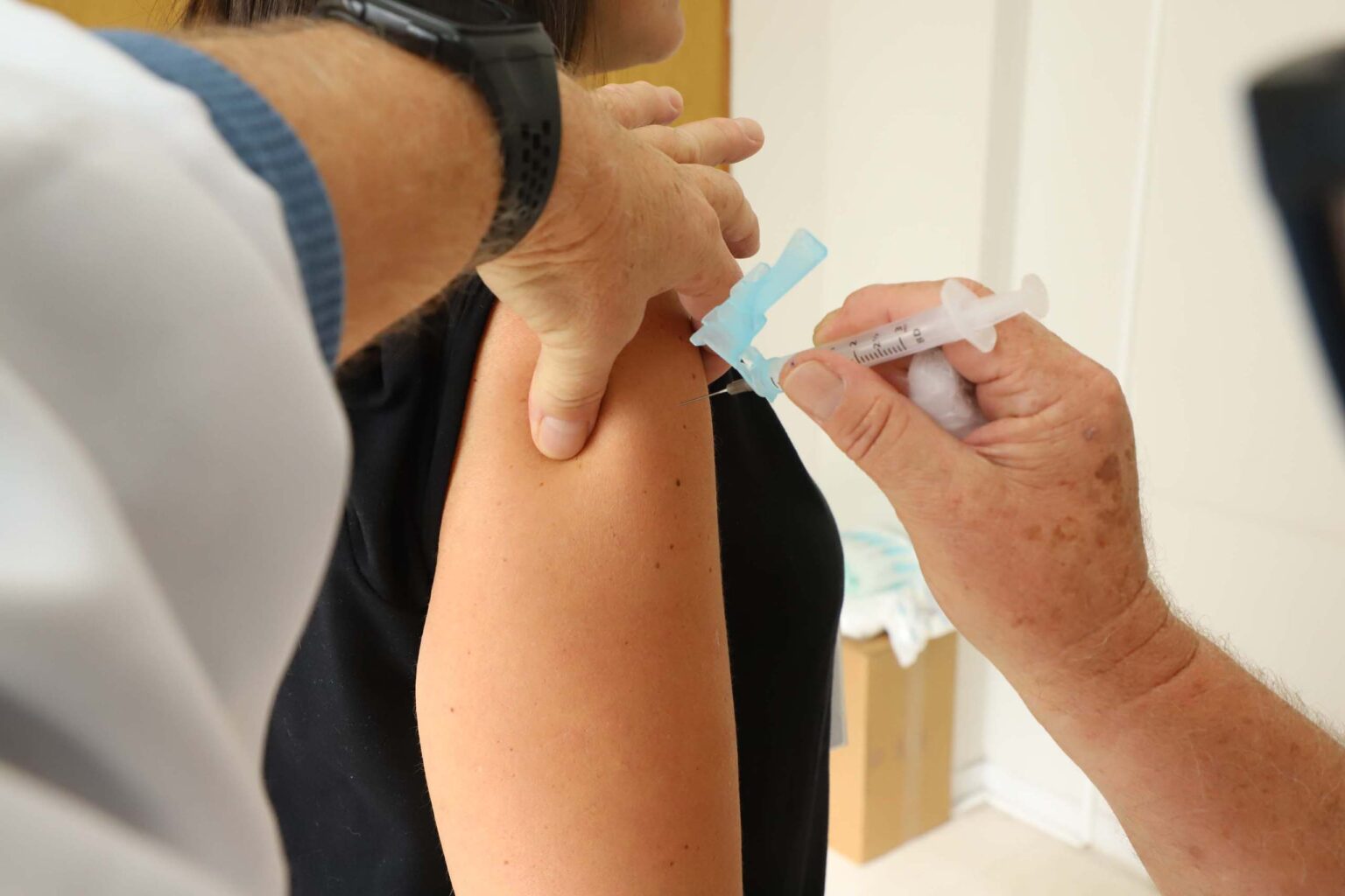 Dia D de multivacinação no Paraná será no sábado; meta é atingir 300 mil doses aplicadas