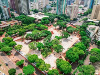 - Rumo à transformação: revitalização do Eixo Monumental de Maringá já está 65% concluída
