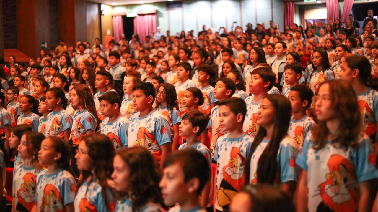 Formaturas do Proerd reúnem mais de mil alunos de escolas municipais de Maringá
