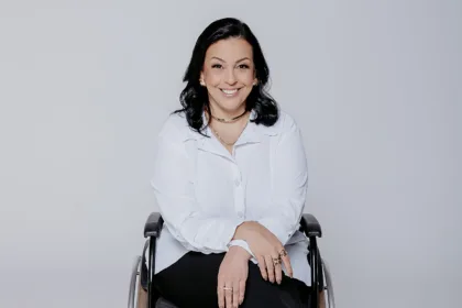 Giane Rodrigues, autora do livro Do Caos ao Poder
