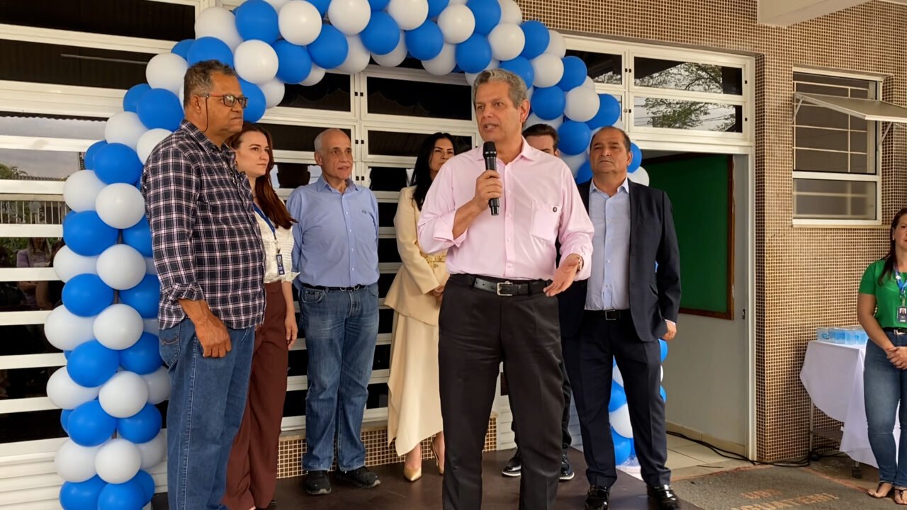 Vídeo: Prefeitura implanta serviço de teleinterconsultas para reduzir tempo de espera por consultas especializadas