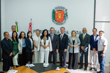 Maringá fortalece laços com Japão em encontro com cônsules