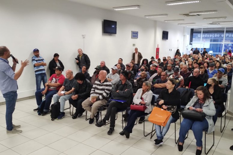 Mutirão de Empregos para Migrantes e Refugiados