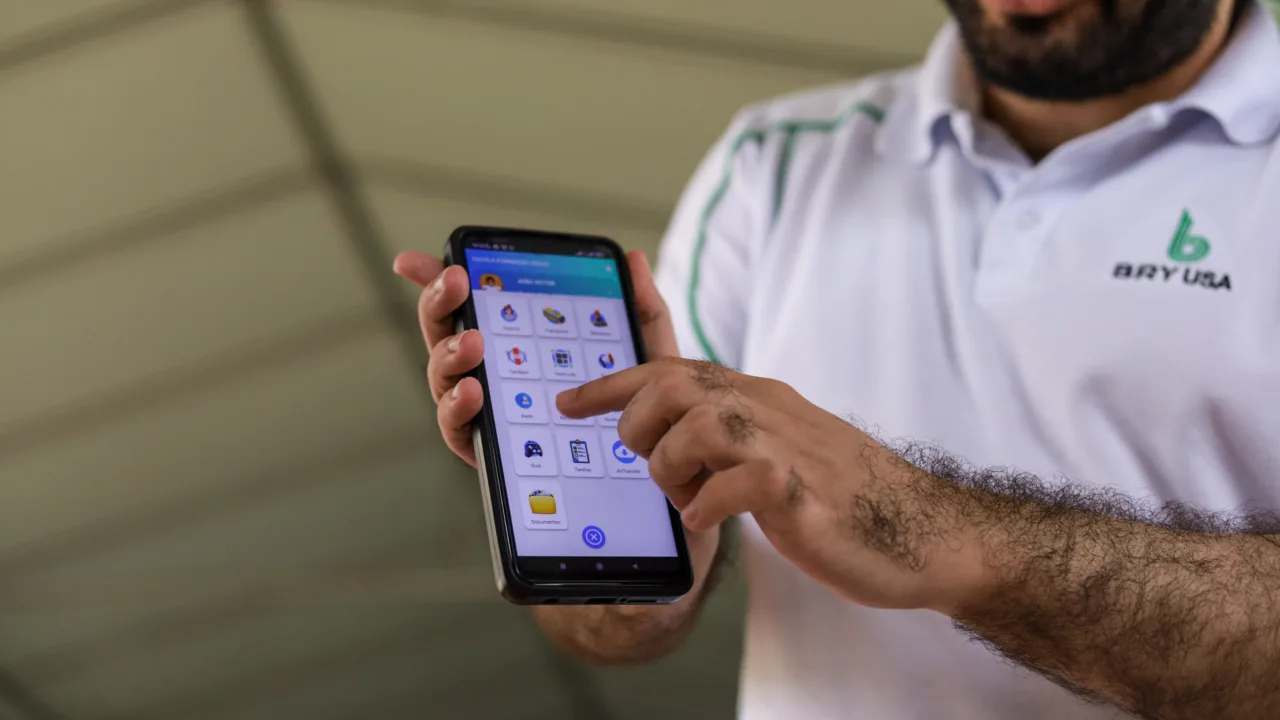 - Novo app escolar em Maringá promete facilitar a vida de alunos e famílias