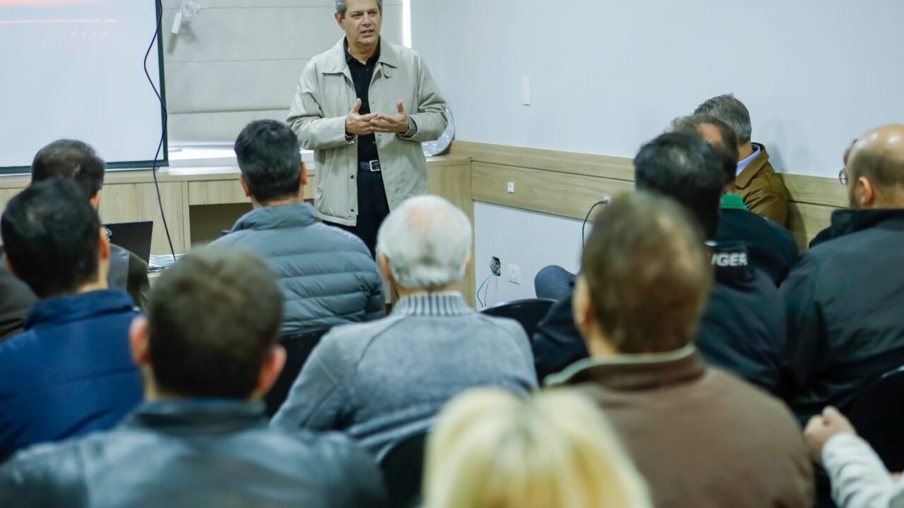 O prefeito Silvio Barros parabenizou a FAEP pela iniciativa e ressaltou a importância da redução das emissões de gás carbônico