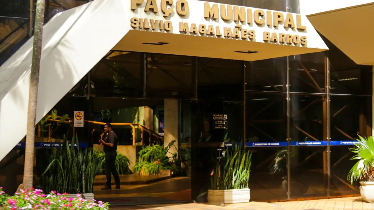 Prefeitura de Maringá Antecipa 13º Salário e Injeta R$ 25 Milhões na Economia Local