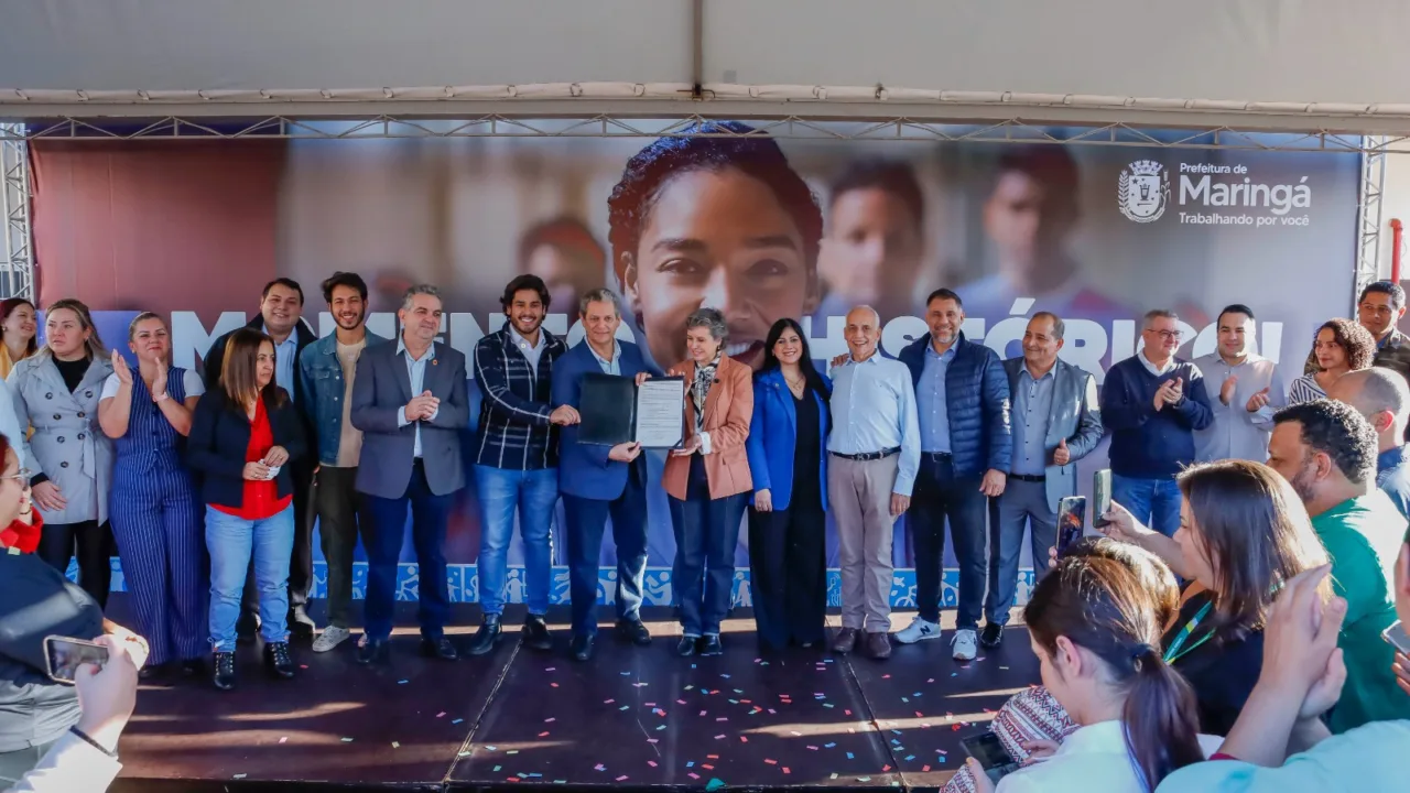 Ato Histórico: Prefeito Silvio Barros sanciona lei que regulamenta jornada de 30 horas aos profissionais de enfermagem