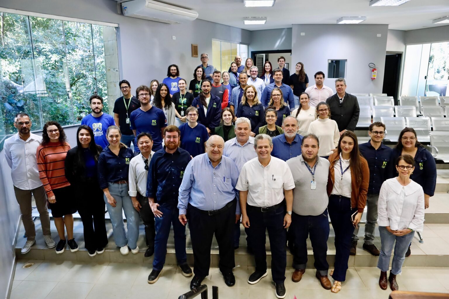 Maringá inova em sustentabilidade! Conheça o shopping de recicláveis, a revitalização do Parque do Ingá e o parque com Leiria. Cidade se torna referência verde.