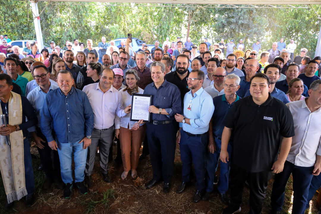 Prefeitura de Maringá e Itaipu Binacional assinam ordens de serviço para pavimentação asfáltica de estradas rurais