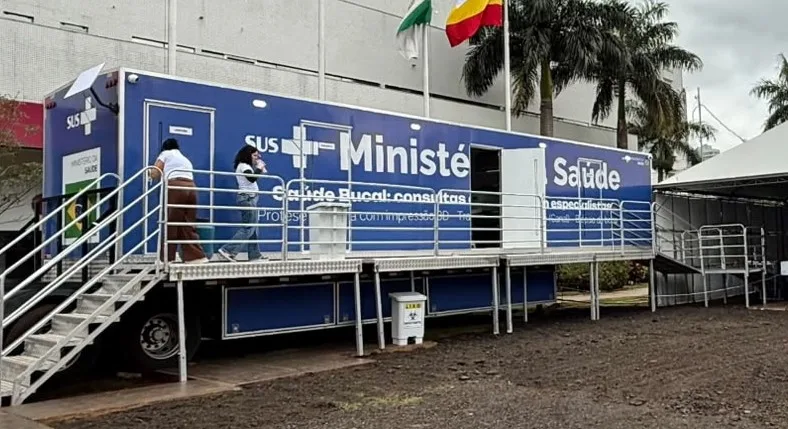 Primeira Carreta de Saúde Bucal do Brasil