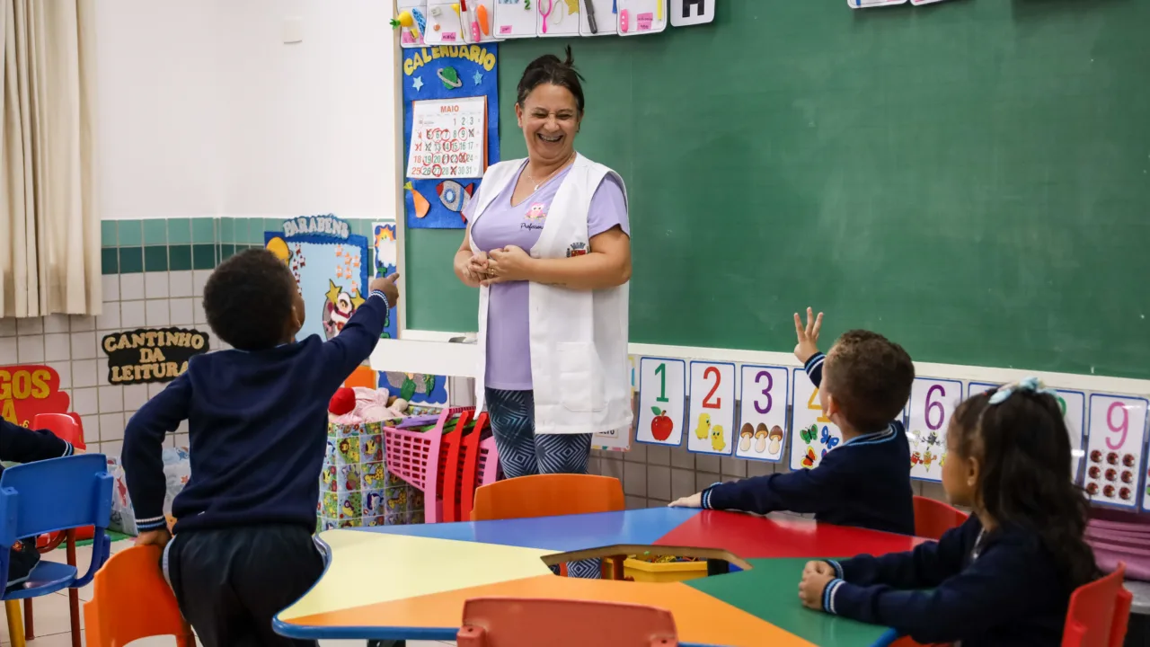 Rematrícula na rede municipal de ensino de Maringá