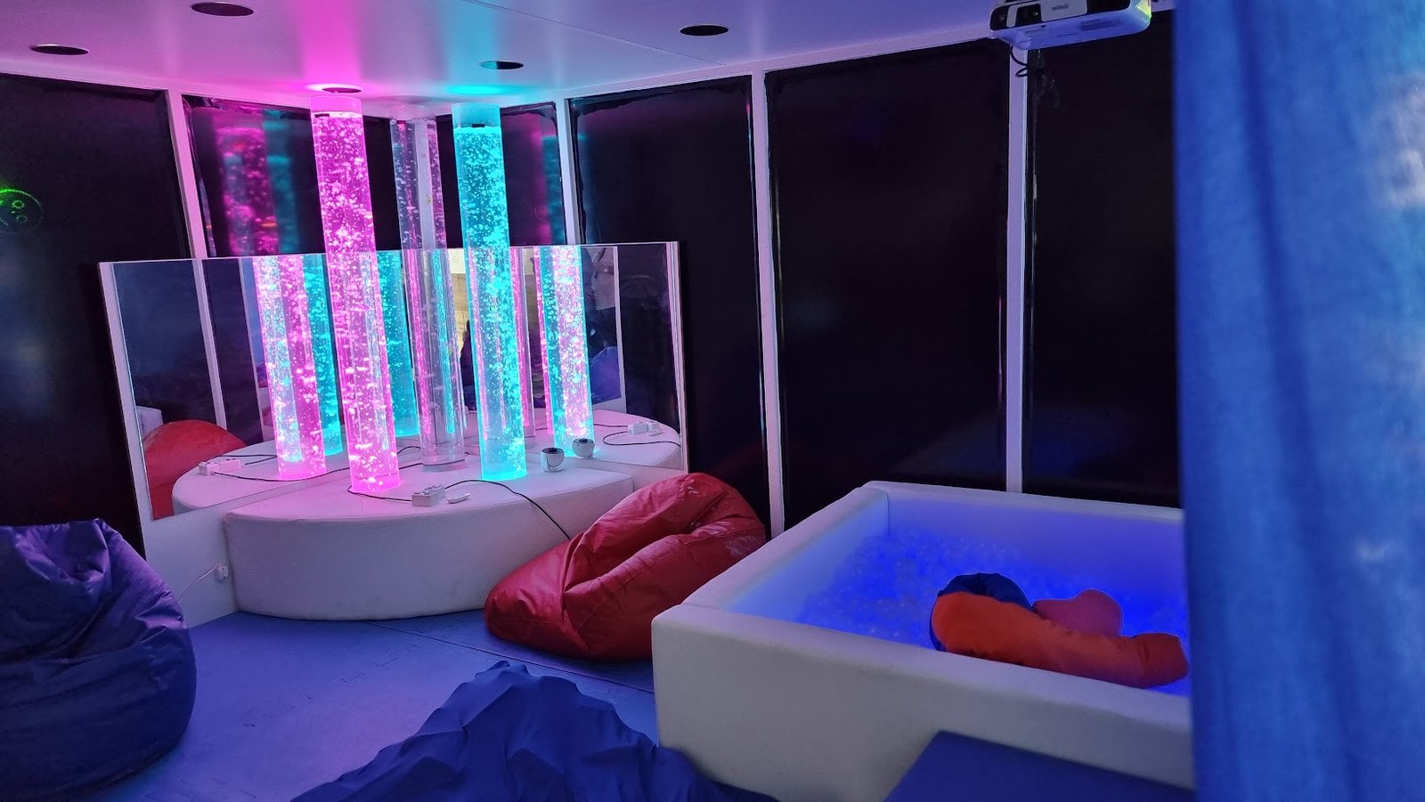 Sala multissensorial para pessoas com TEA