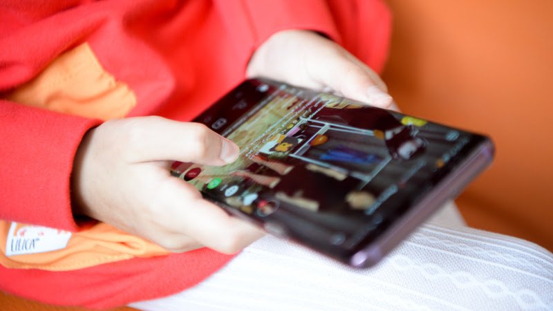 Sharenting os riscos da superexposição de crianças nas redes sociais