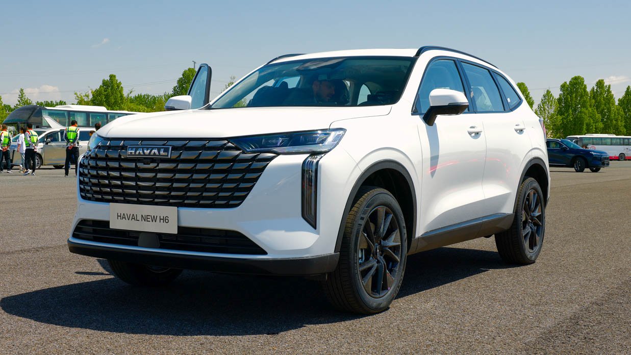 Haval H6 "Made in Brazil"! Produção nacional do SUV híbrido da GWM já começou em SP. Saiba tudo sobre o lançamento, versões PHEV/HEV e como ele vai impulsionar o mercado de SUVs eletrificados no Brasil.