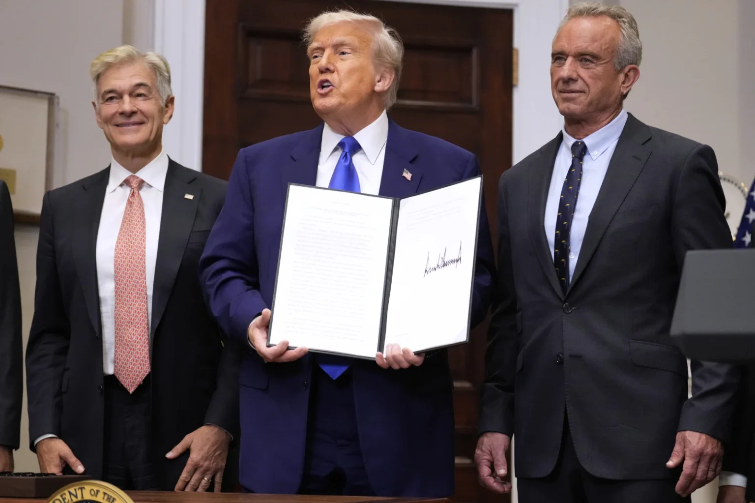 Remédios Mais Baratos? Trump Dá 30 Dias para Farmacêuticas Reduzirem Preços