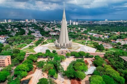 Catedral de Maringá, estado do Paraná em abril de 2025