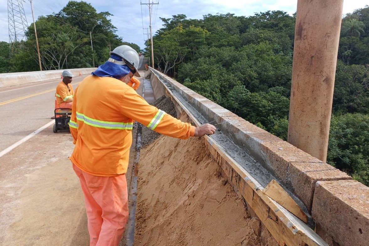 Ponte sobre o Rio Paranapanema em Diamante do Norte terá operação pare-e-siga