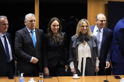 Aliança partidária reúne nomes importantes, como o da ex-governadora Cida Borghetti e o do senador Sérgio Moro