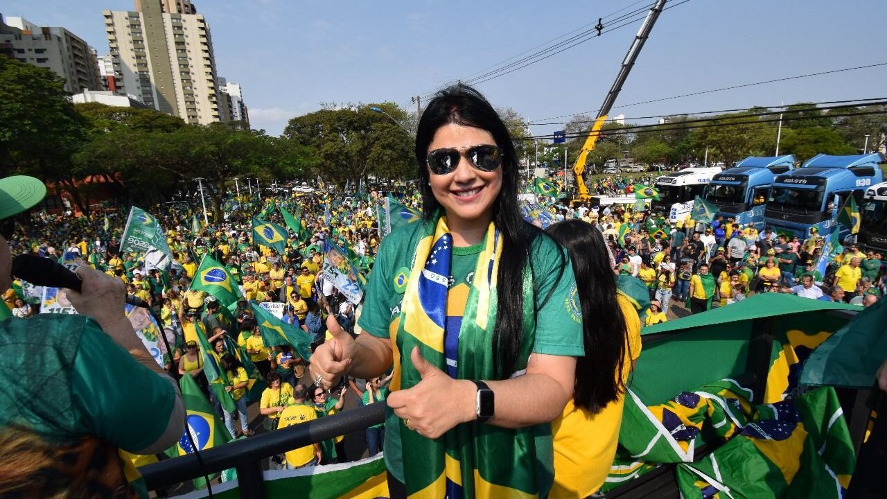 Vereadora Giselli Bianchini cria Dia dos Patriotas Conservadores de Maringá