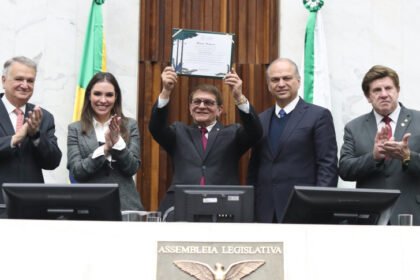 Empresas e profissionais do mercado imobiliário são homenageados em Sessão Solene na Assembleia Legislativa