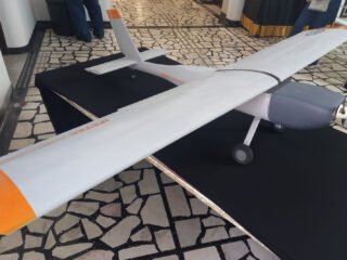 Pesquisa do Paraná desenvolve avião agrícola de pulverização não tripulado Foto: Divulgação Fundação Araucária