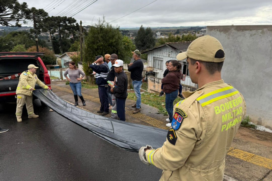 Tempestade de granizo danifica 600 casas em Castro; Estado auxilia município com ações emergenciais