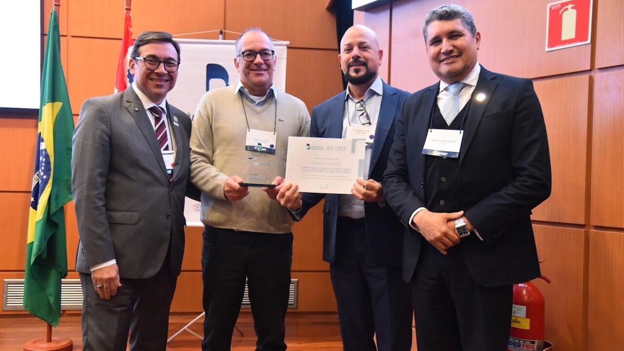 Fundação Araucária recebe o 1.º lugar na categoria Gestão e Desenvolvimento Organizacional Foto: Fundação Araucária