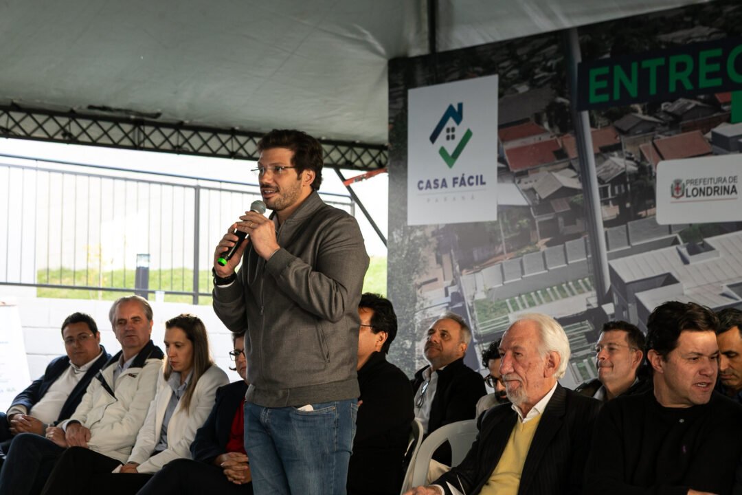Casa Fácil Paraná: Darci Piana entrega residencial com 128 apartamentos para atender famílias de Londrina