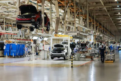 Fique de Olho no Paraná: Indústria Explode com Crescimento de 5,3% em 2025,