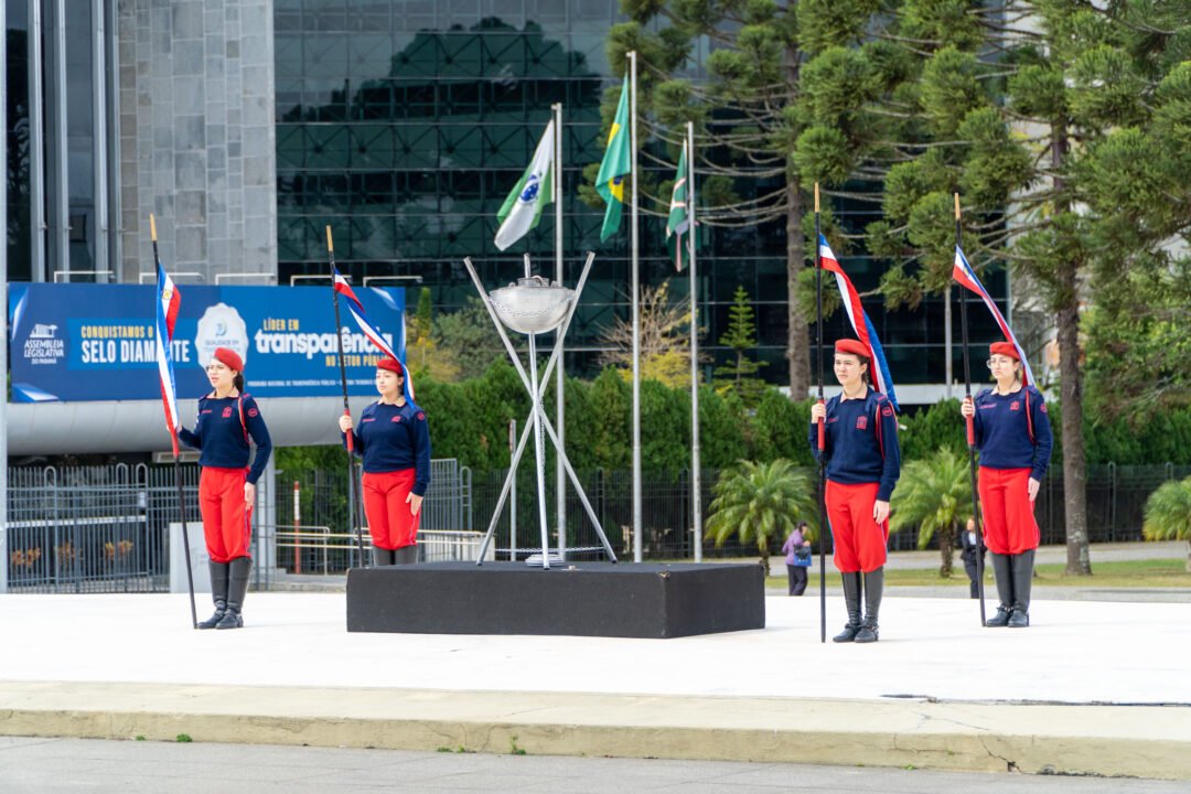 Cerimônia no Palácio Iguaçu celebra a independência e o início da Semana da Pátria