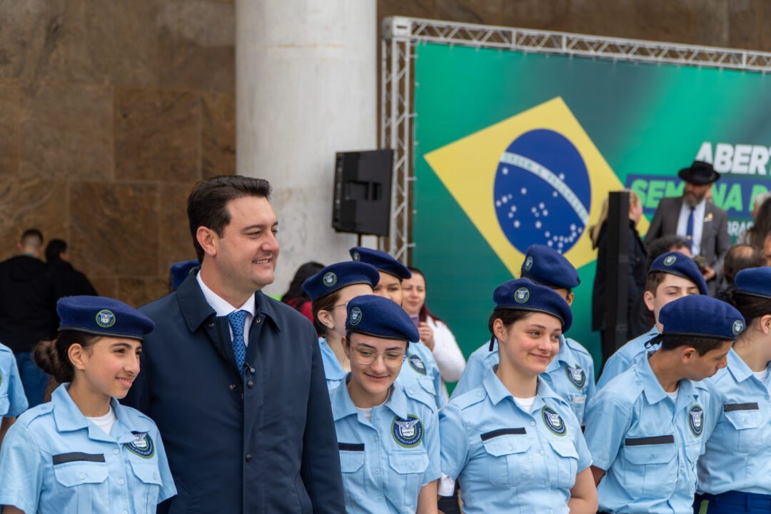 Cerimônia no Palácio Iguaçu celebra a independência e o início da Semana da Pátria
