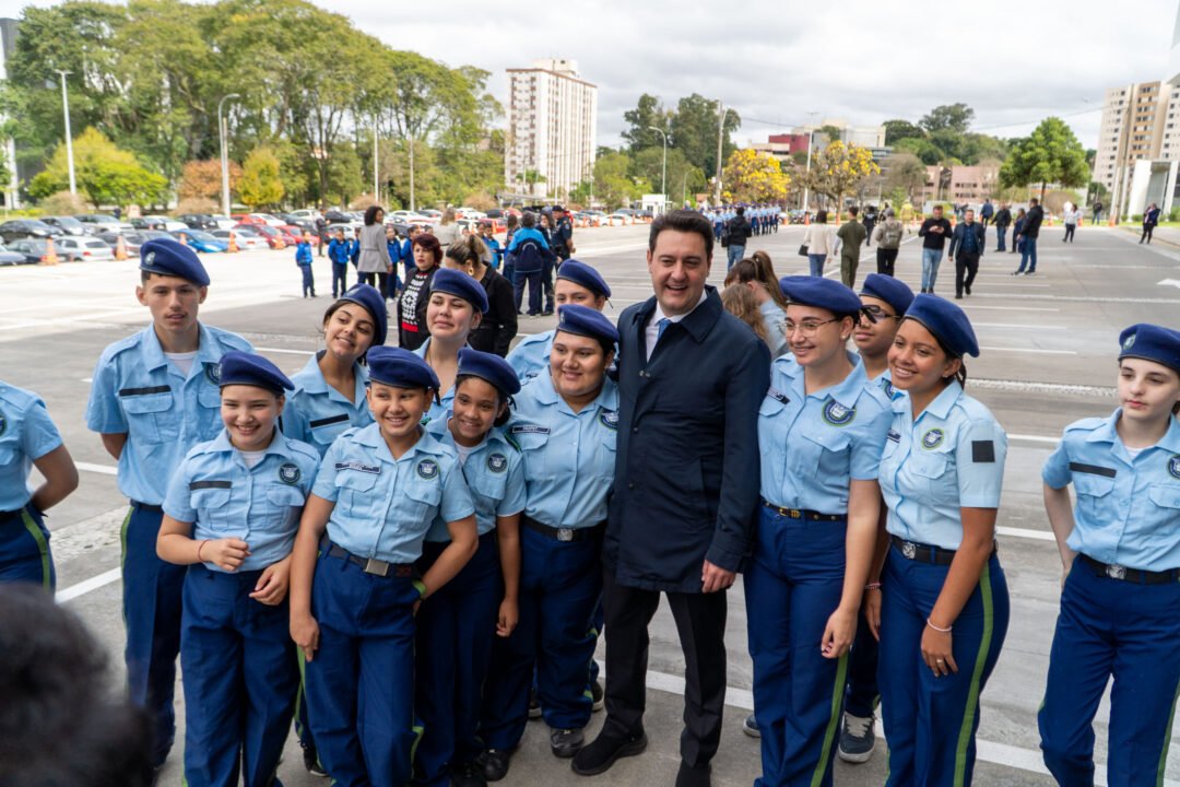 Cerimônia no Palácio Iguaçu celebra a independência e o início da Semana da Pátria