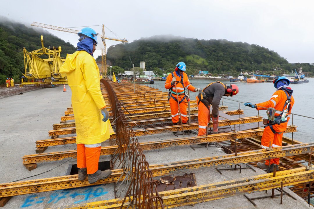 Governo do Paraná bate recorde de investimentos no primeiro semestre de 2025 - Na foto, obras da Ponte de Guaratuba
Foto: Ari Dias/AEN