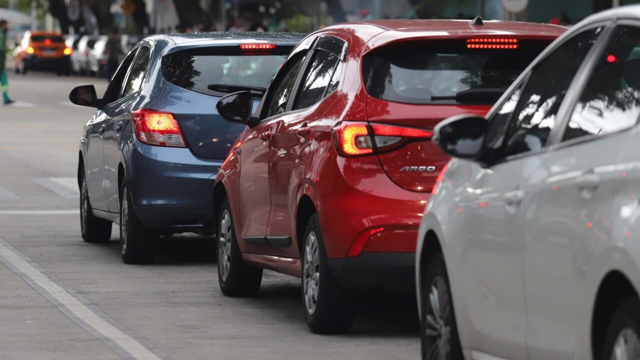 IPVA, veículos no Paraná, trânsito