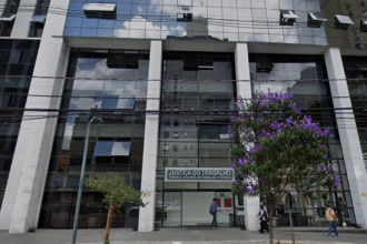 Sede do Tribunal Regional do Trabalho da 9ª Região - Google Street View