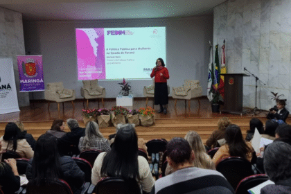 Maringá: capacitação macrorregional sobre políticas para mulheres reúne 27 cidades