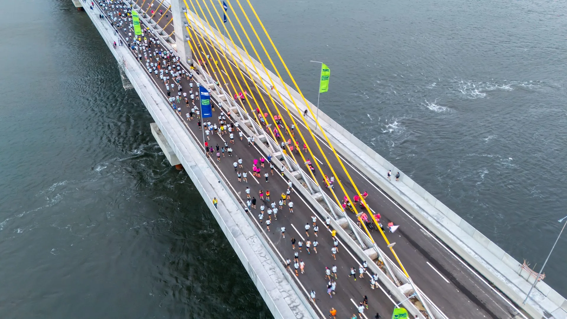 Maratona Internacional do Paraná na Ponte de Guaratuba