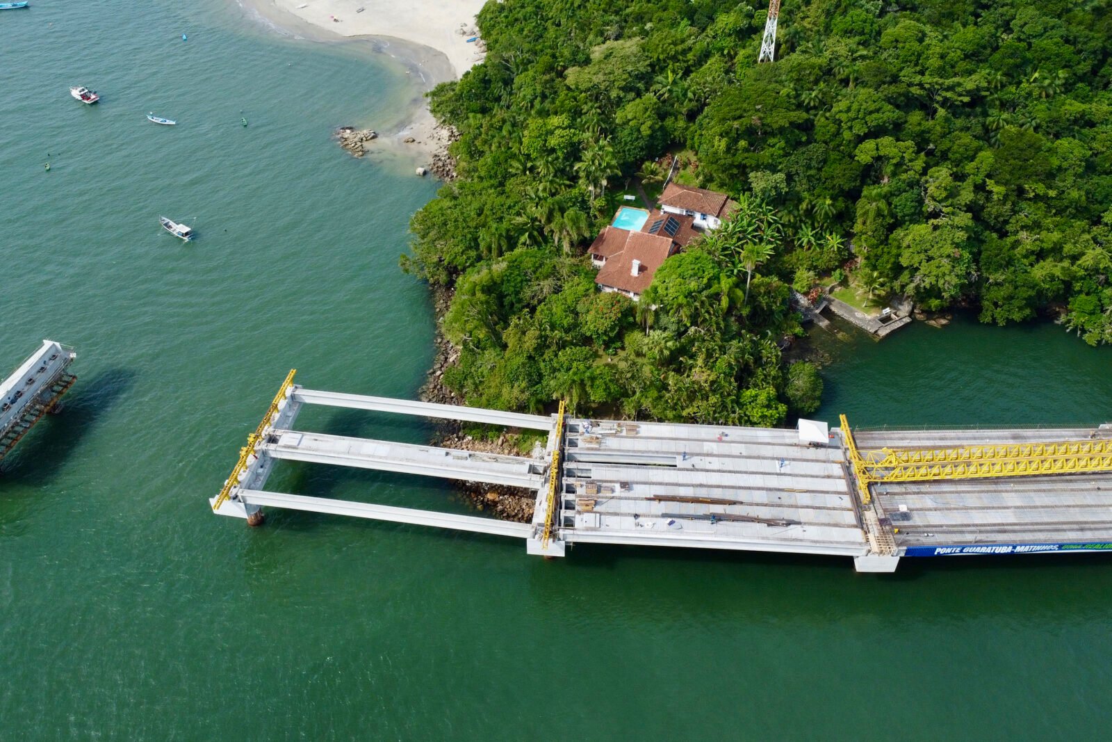 Obras da Ponte de Guaratuba Avançam com 55,7% de Execução no Litoral do Paraná